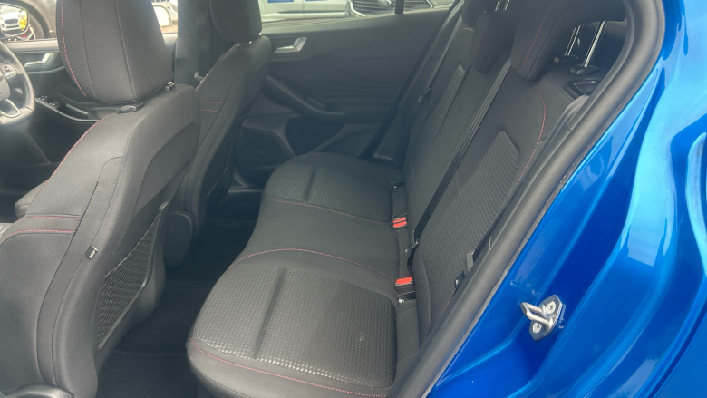 Ford Focus 1.0 EcoBoost Hybrid mHEV 125 ST-Line Edition 5dr Petrol Hatchback